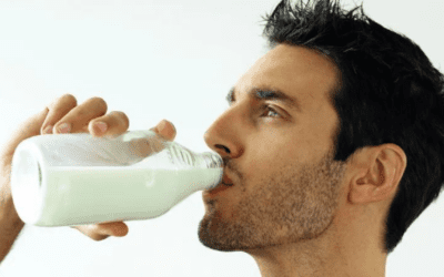 Why Drinking Milk Doesn’t Help Heartburn, According to Experts