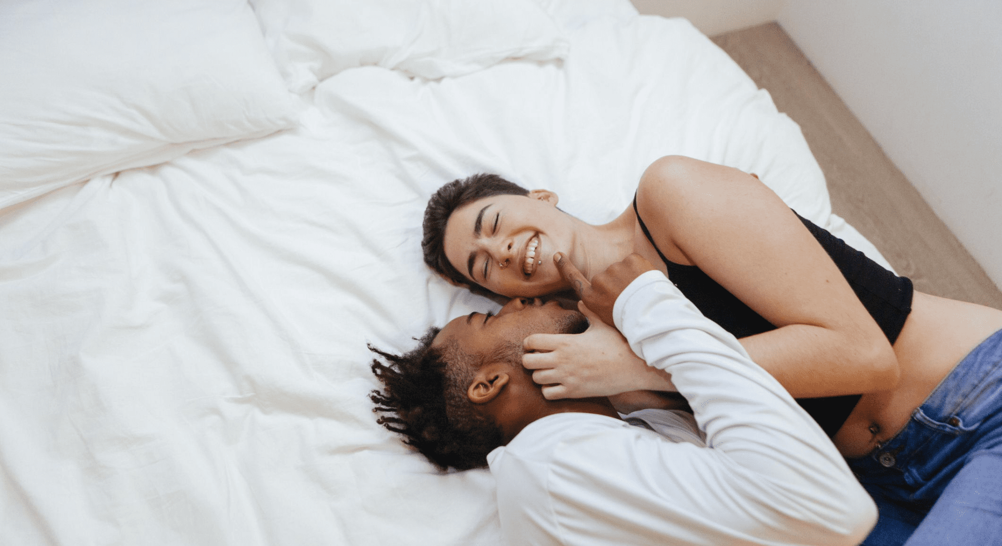 How to Tell if You're in a Situationship—and What to Do About It, According to Experts