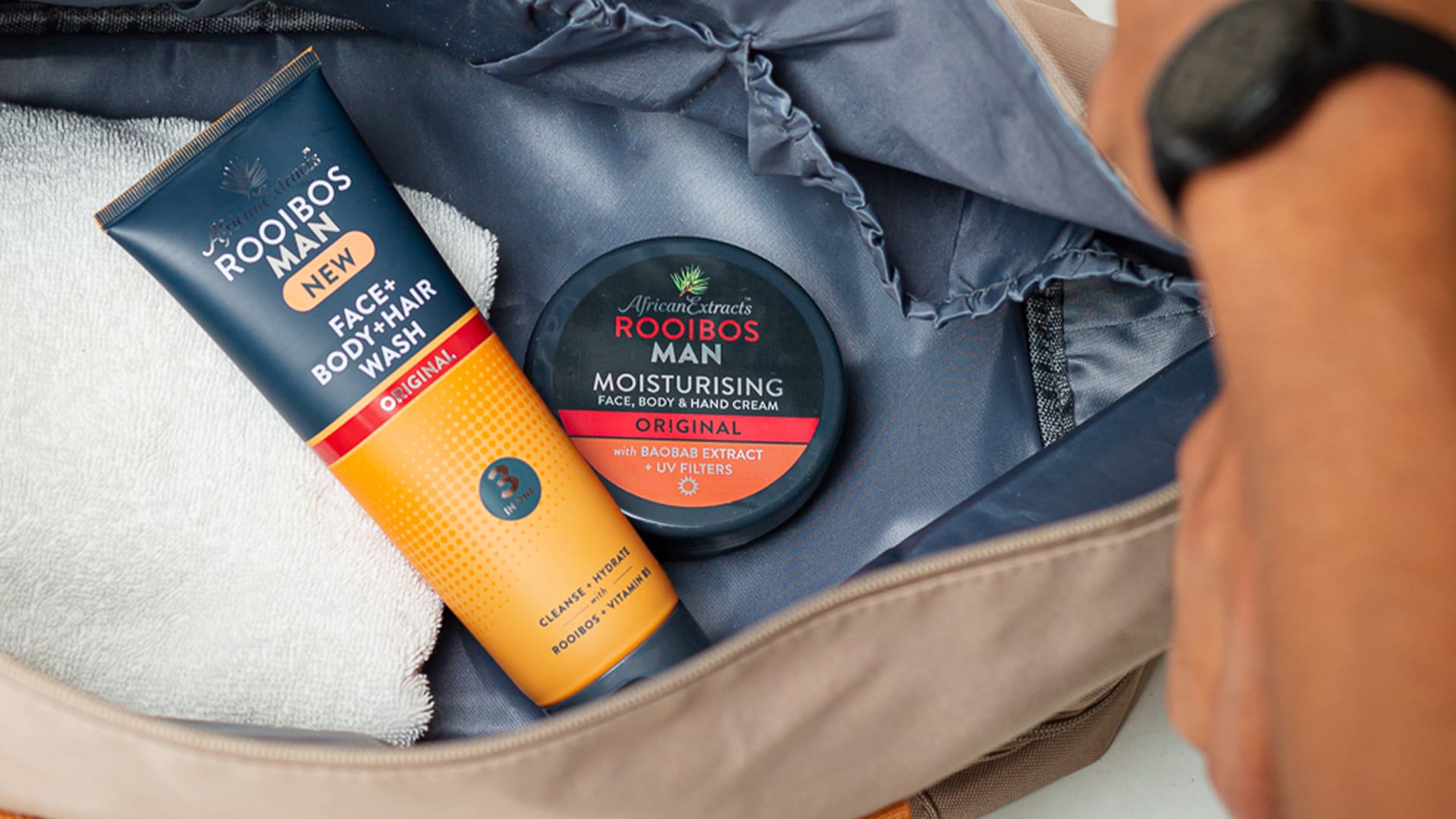 FEATURE IMAGE 1920×1080 Aug Cut Grooming Time With This All-in-One Wash for Men