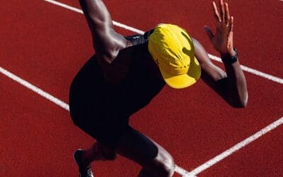 Boost Your VO₂ Max and Run Faster, According to the Experts