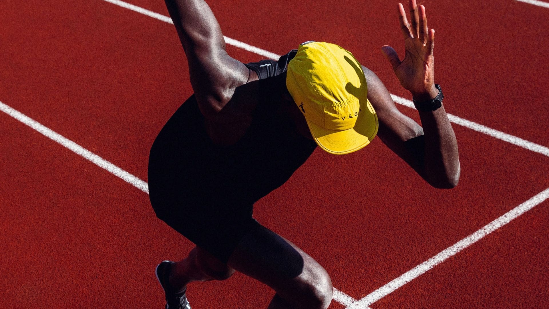 Boost Your VO₂ Max and Run Faster, According to the Experts
