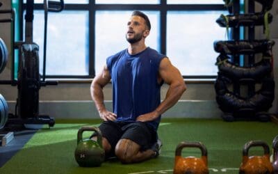 This 5-Move Kneeling Kettlebell Workout Builds Strength and Core Stability Fast