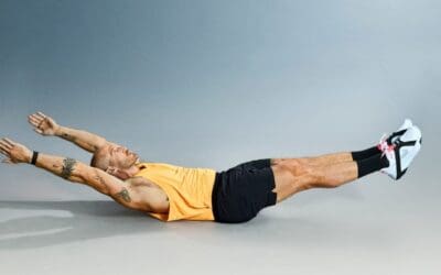 How to Master the Hollow Hold for a Stronger Set of Abs
